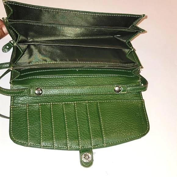 ETIENNE AIGNER CONVERTIBLE CLUTCH WALLET/CROSSBODY BAG - Picture 6 of 9